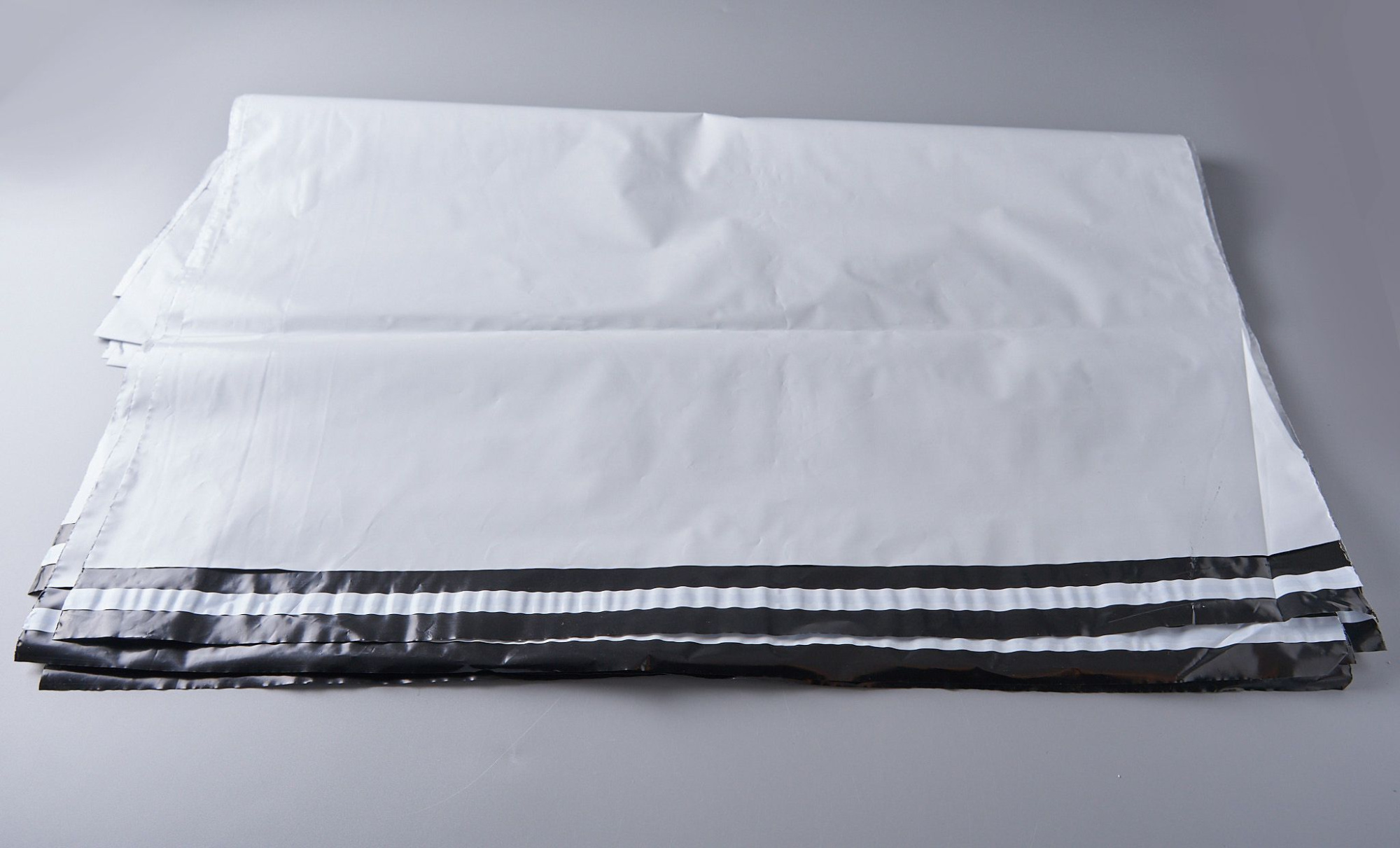 Курьерский пакет (сейф пакет), 600х600+40, с клеевым клапаном, без кармана, 60 мкм, 500 шт.