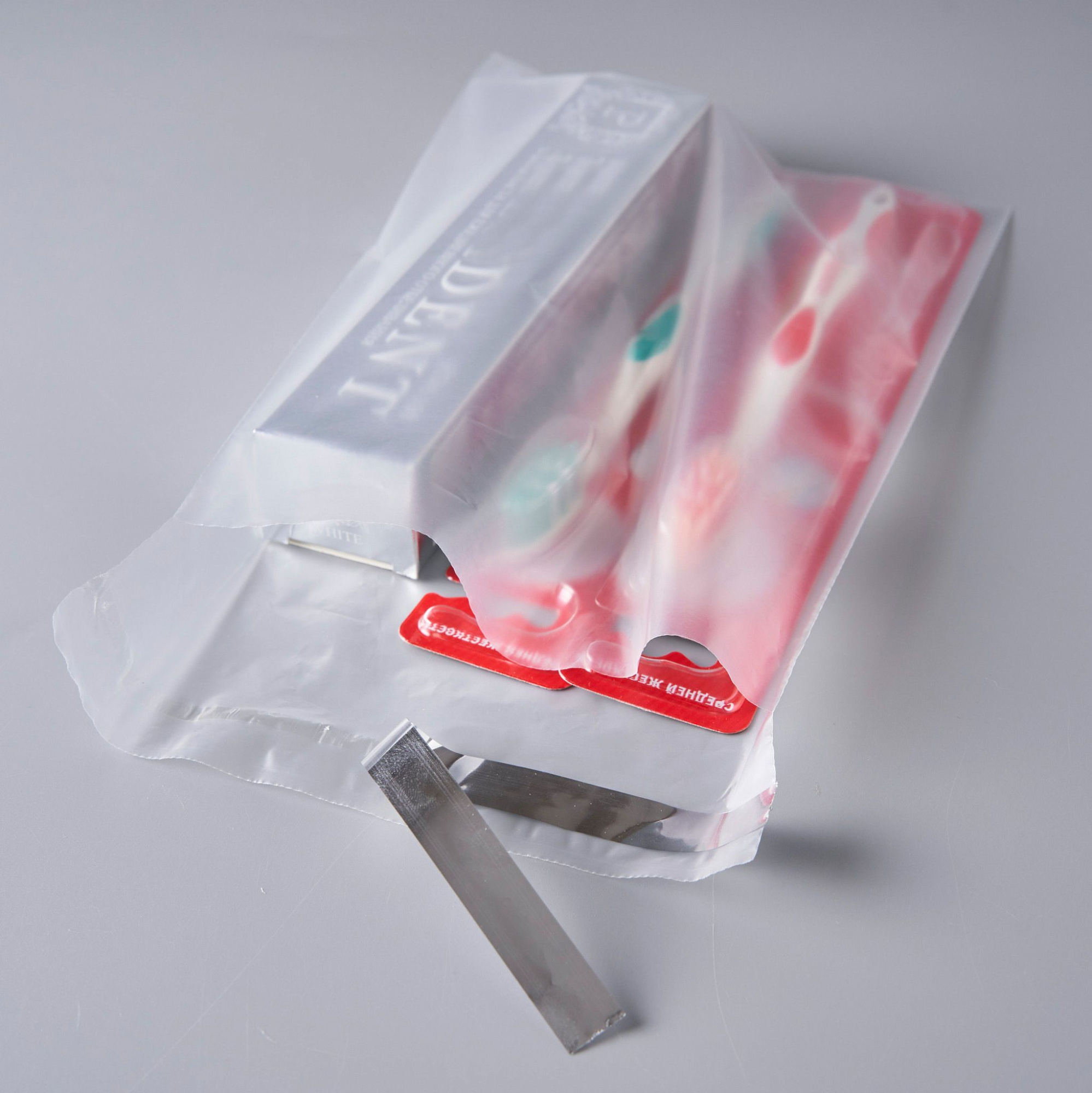 Курьерский пакет, ПРОЗРАЧНЫЙ, 170х240+40 мм, с клеевым клапаном, 30 мкм. (сейф пакет) 100 шт.