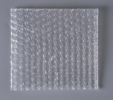 Пакет воздушно-пузырчатый (ВПП, пузырьковый, пупырчатый), 15х15 см, трехслойный, плотность пленки 60 гр/м, 1000 шт.
