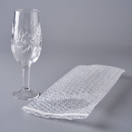 Пакет воздушно-пузырчатый (ВПП, пузырьковый, пупырчатый), 12х25+5 см, с клеевым клапаном, трехслойный, 1000 шт.