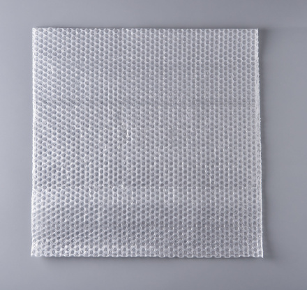 Пакет воздушно-пузырчатый (ВПП, пузырьковый, пупырчатый), 50х50 см, трехслойный, плотность пленки 60 гр/м, 100 шт.